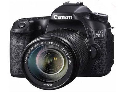 Canon EOS 70D EF-S 18-135mm IS STM