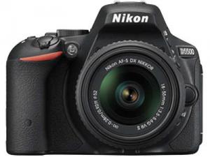 Nikon D5500 Kit with 18-140mm VR