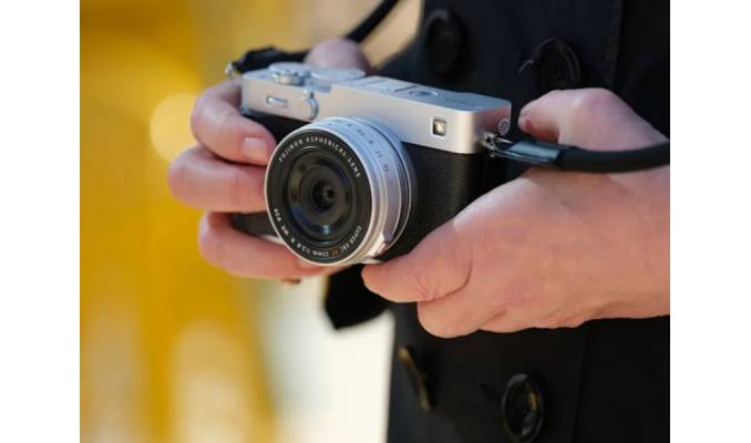 fujifilm-x-e5-