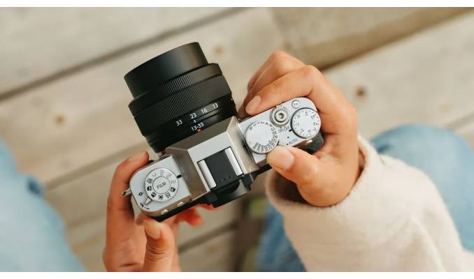 The compact mirrorless Fujifilm X-T30 now supports 6K shooting fujifilm-x-t30-iii-