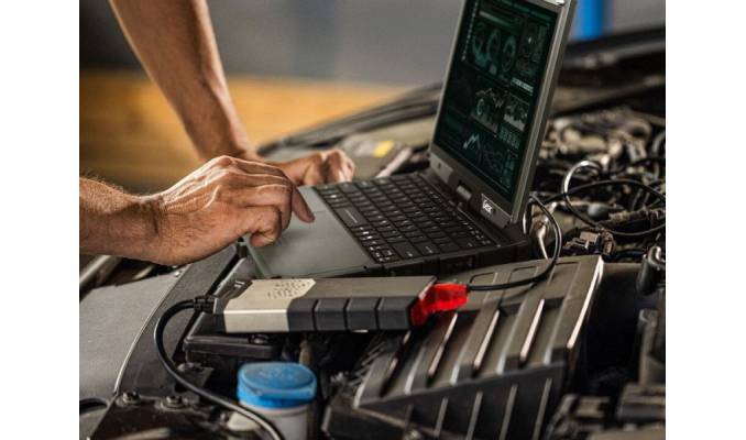 Getac unveils ?indestructible? convertible laptop with touchscreen getac-v120-