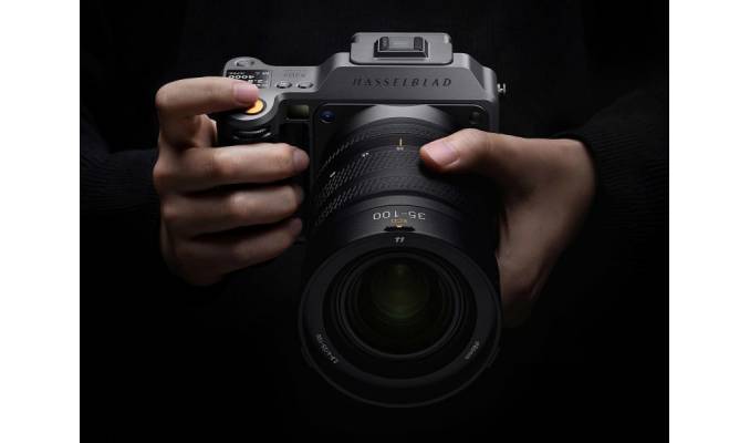 hasselblad-x2d-ii-100c-