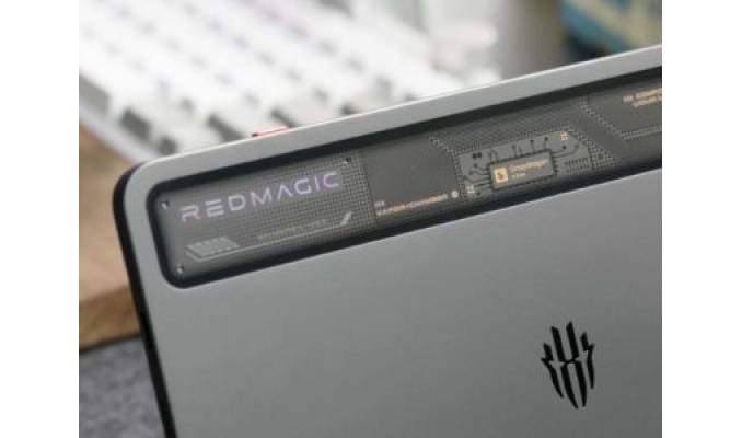 red-magic-tablet-5-pro-